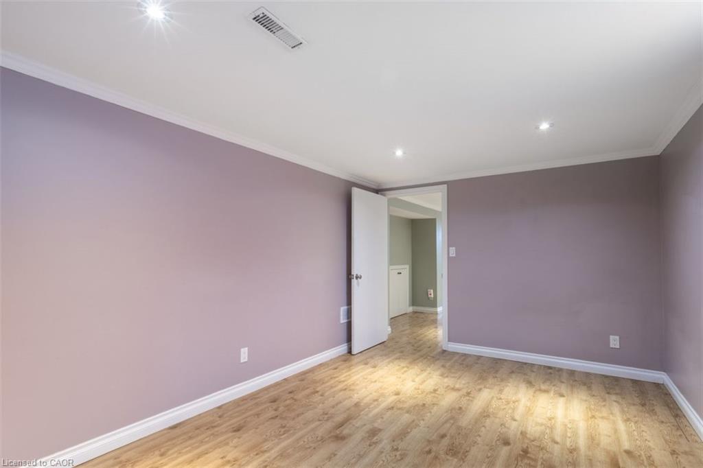 2142 Parkway Drive Property Photo 19