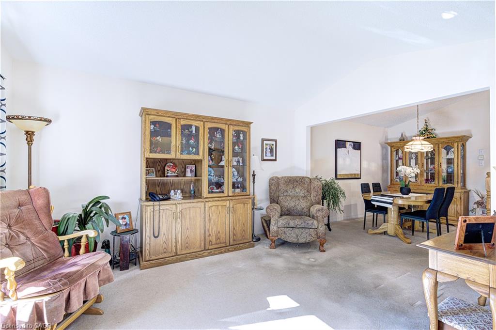 78 Sulmona Drive Property Photo 6