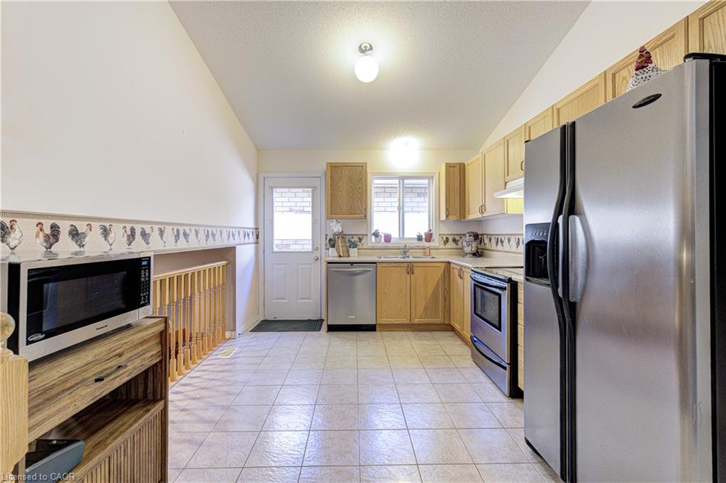 78 Sulmona Drive Property Photo 8