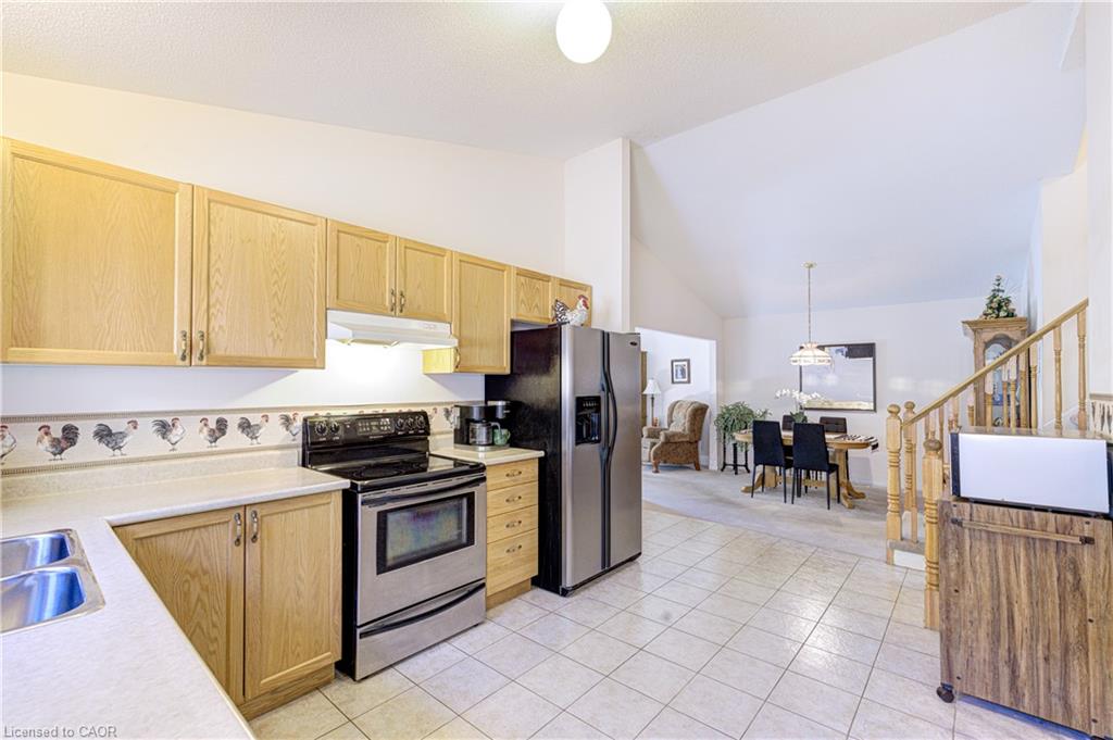 78 Sulmona Drive Property Photo 10