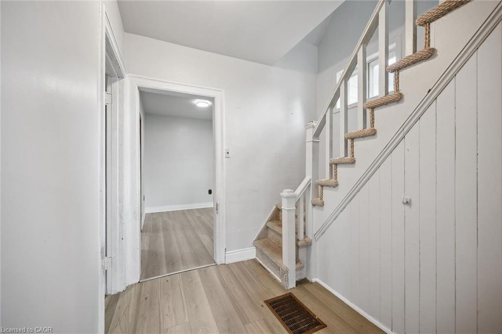 1279 Hamilton Street Property Photo 9