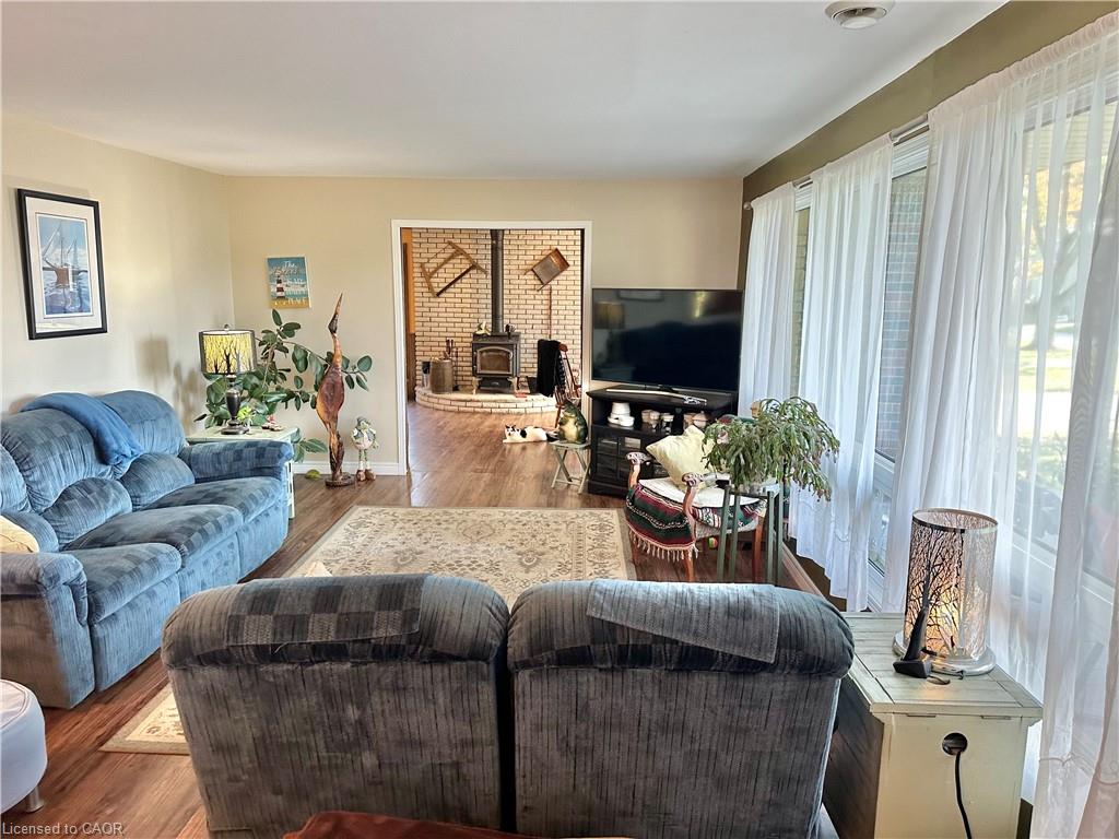 11 Reserve Street Property Photo 6
