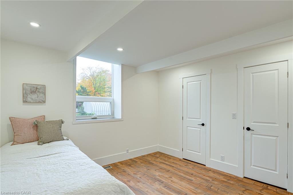 2653 Huron Road Property Photo 25