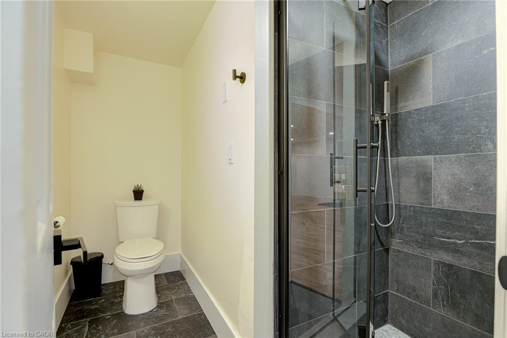 2653 Huron Road Property Photo 32