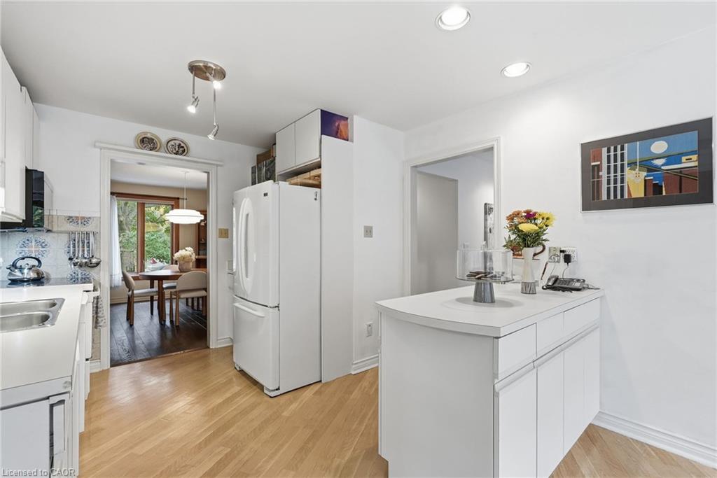 188 Hostein Drive Property Photo 11
