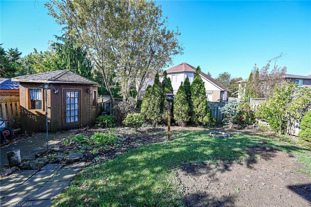 37 Glenhollow Drive Property Photo 44