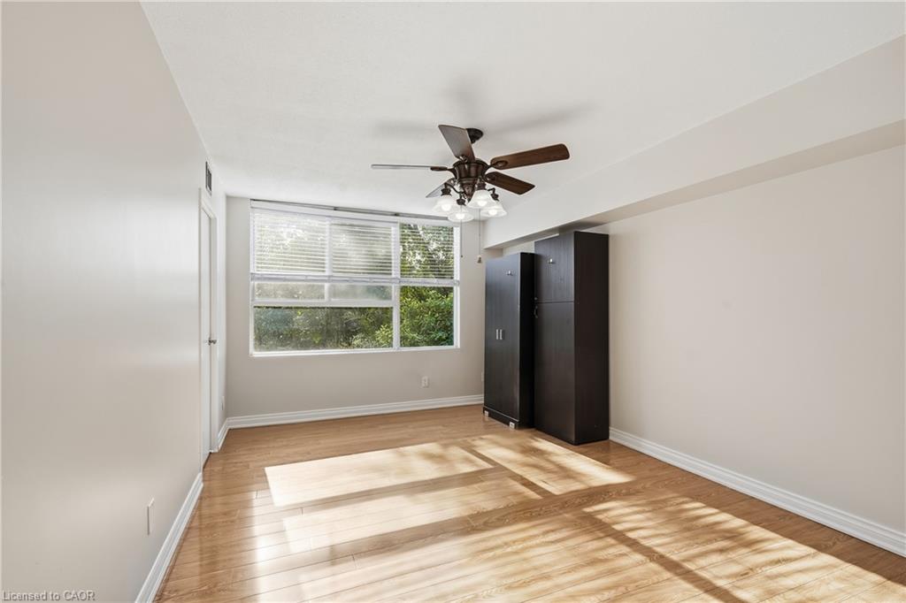 B3-7 Gale Crescent Property Photo 11