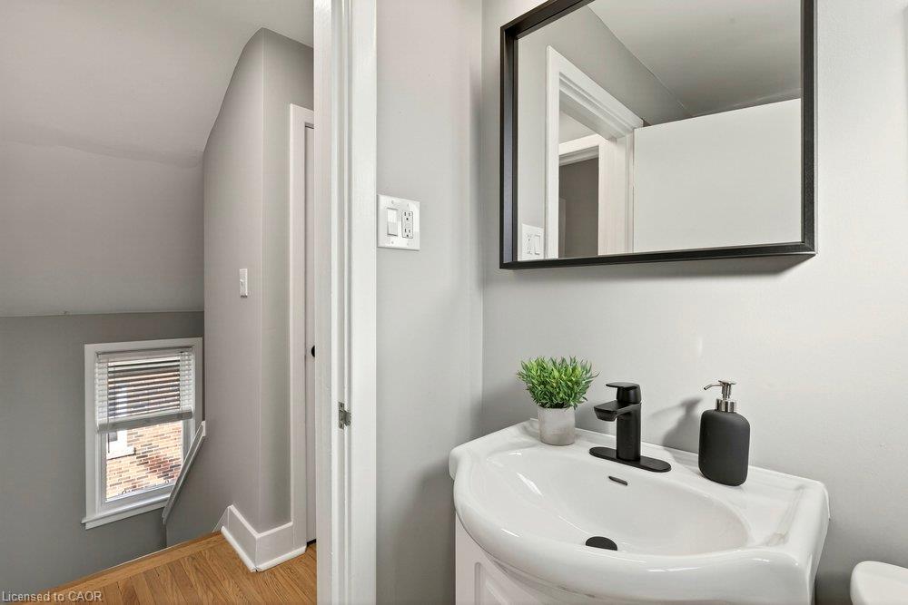 1-33 East 34th Street Property Photo 25