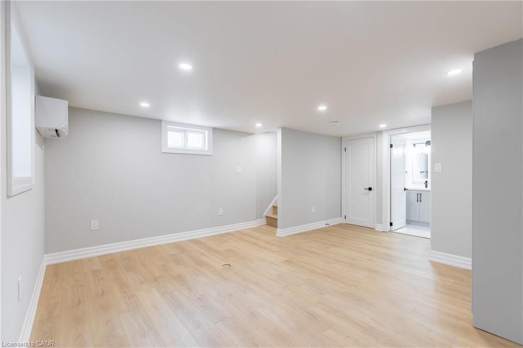 C-2 Thorndale Avenue Property Photo 14