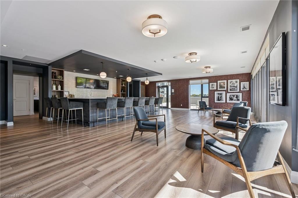 902-15 Glebe Street Property Photo 29