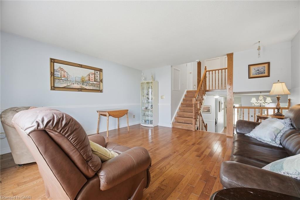 66 Hockley Path Property Photo 23
