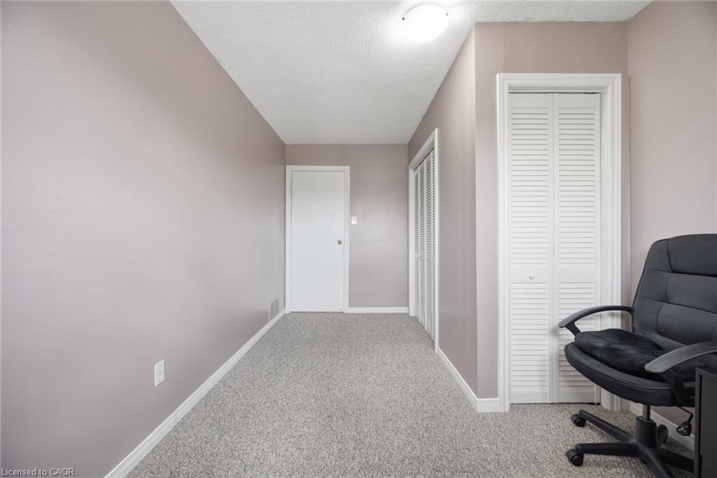 66 Hockley Path Property Photo 32