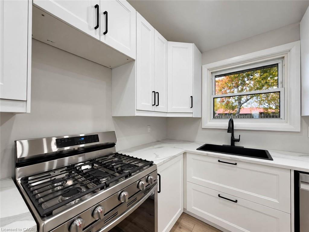 301 Brookfield Boulevard Property Photo 20