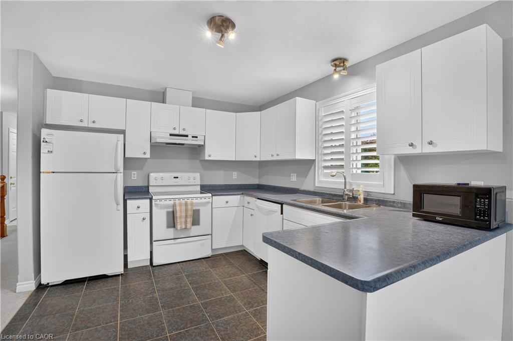10 Pattison Place Property Photo 14