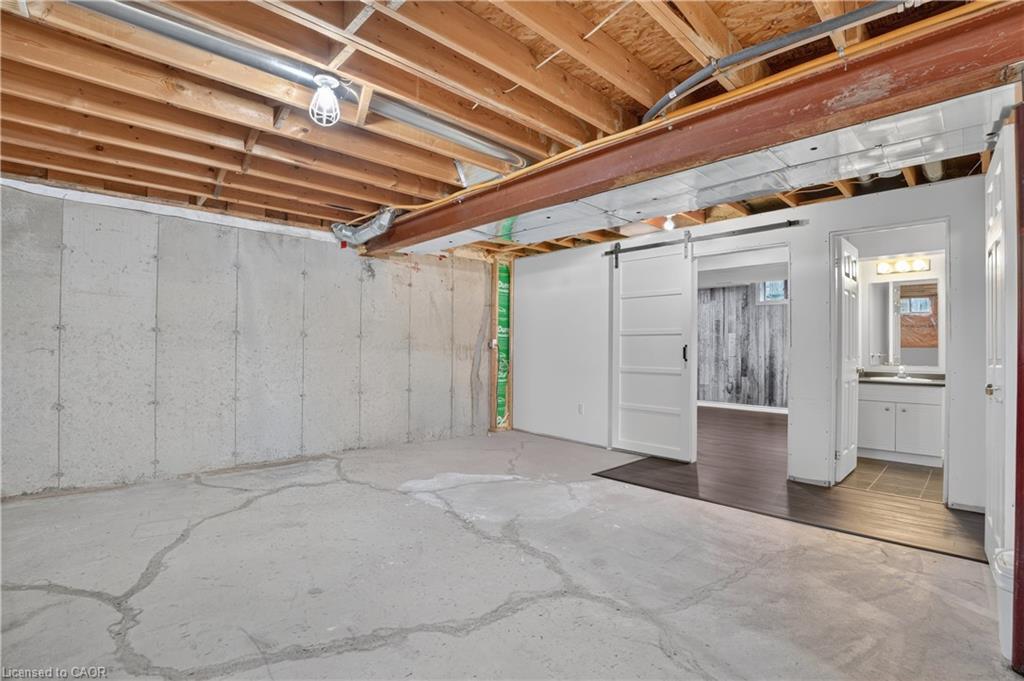 10 Pattison Place Property Photo 40