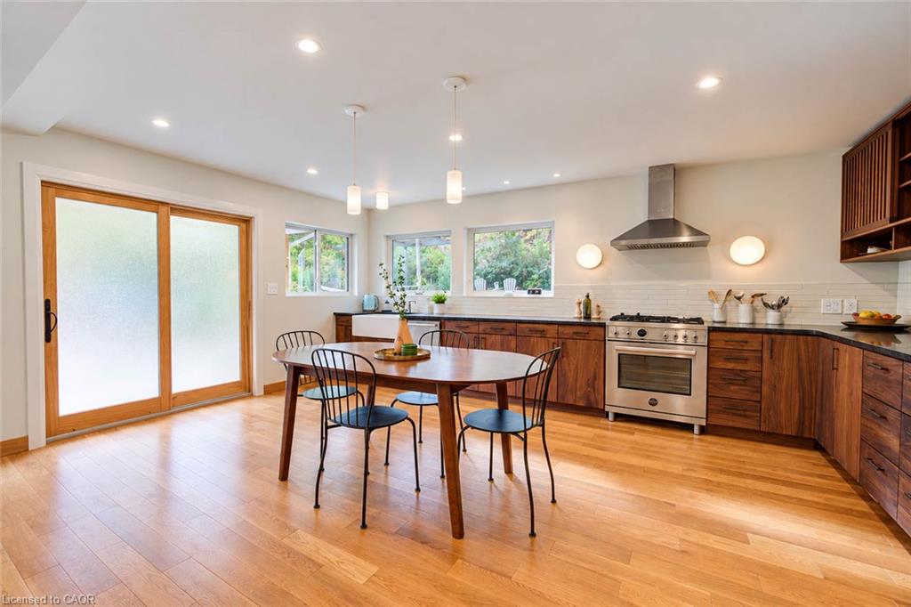 40 Forest Road Property Photo 8