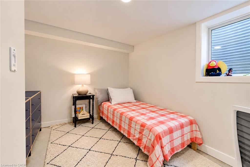 40 Forest Road Property Photo 26