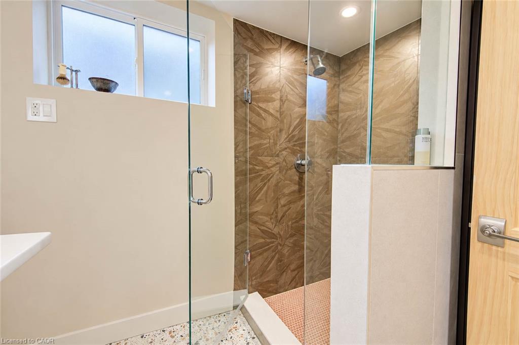 40 Forest Road Property Photo 28
