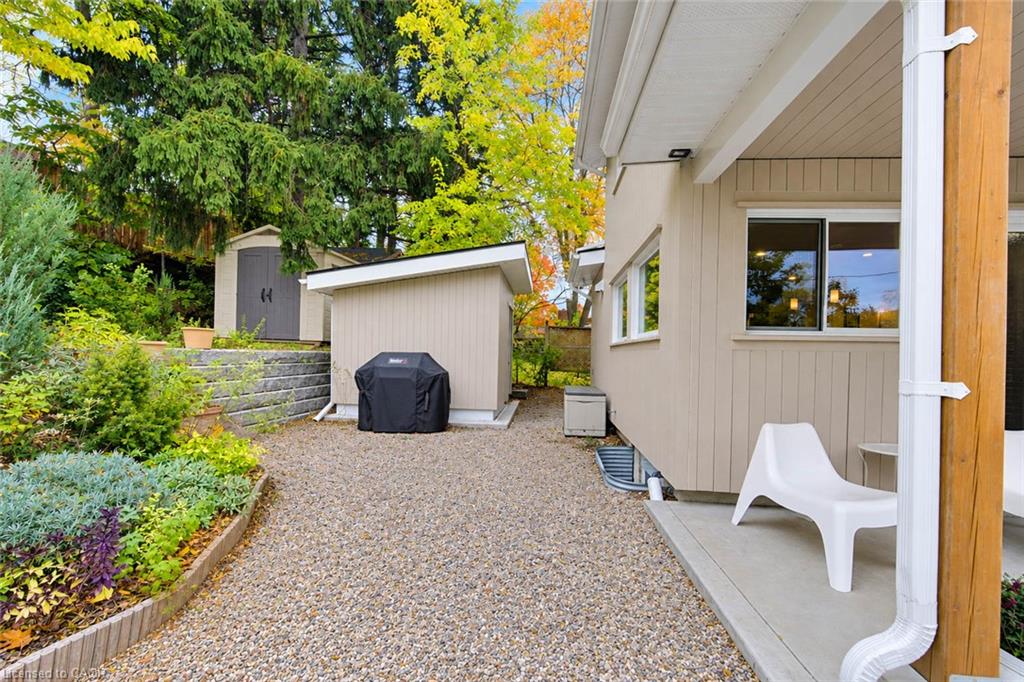 40 Forest Road Property Photo 37
