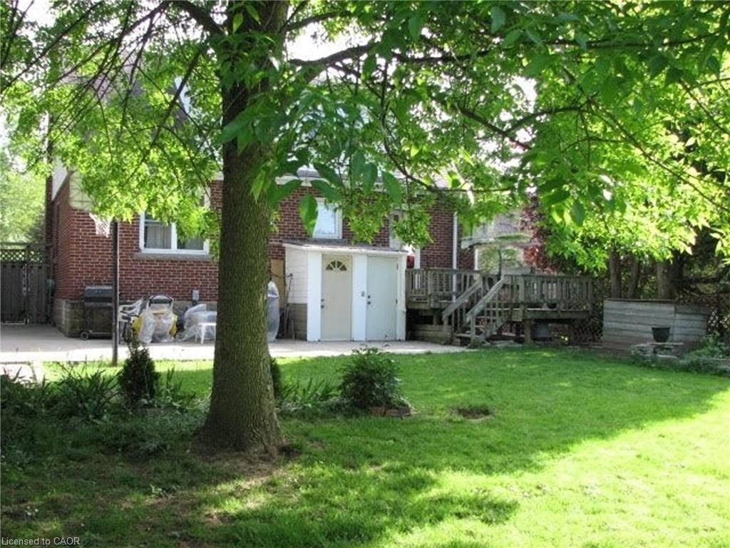 115 King Street E Property Photo 14