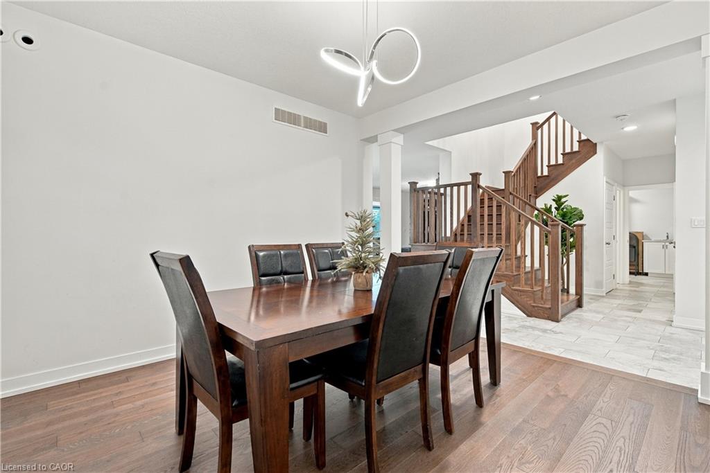 6 Feathers Crossing Property Photo 14