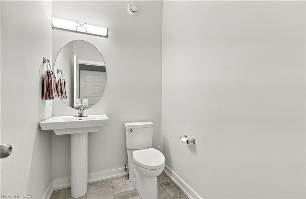 6 Feathers Crossing Property Photo 24