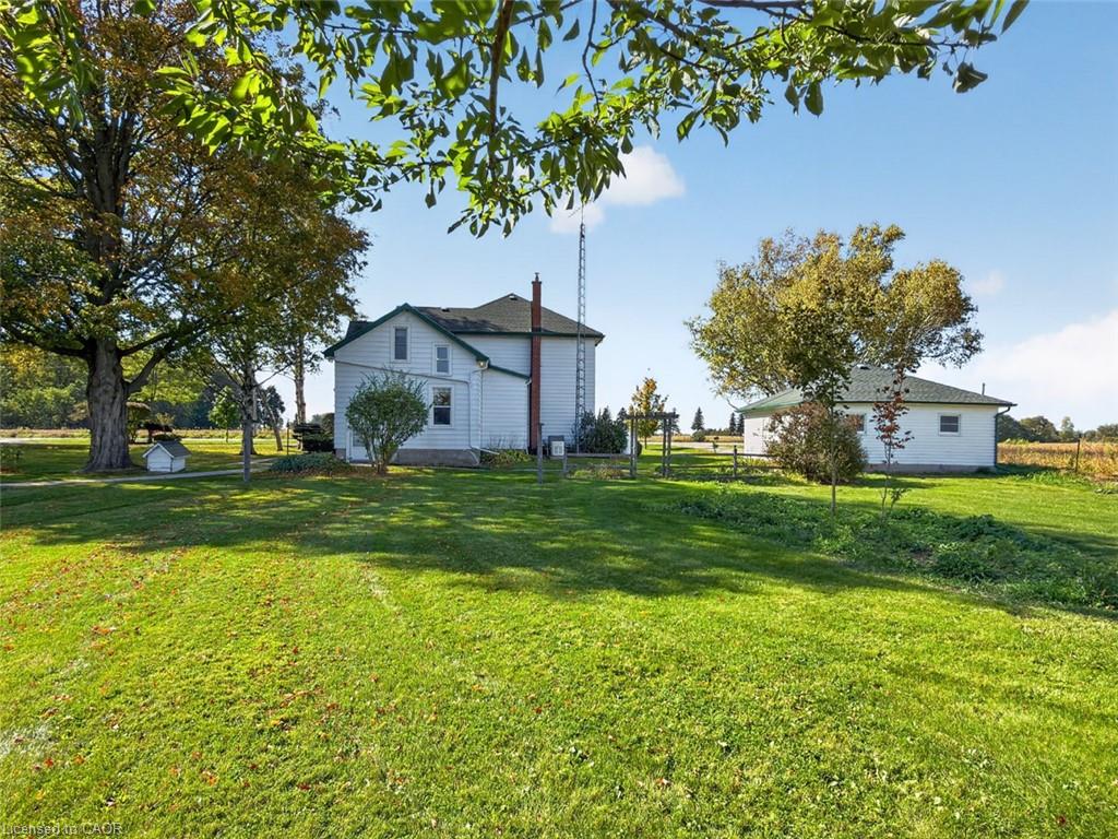 3290 Cockshutt Road Property Photo 9