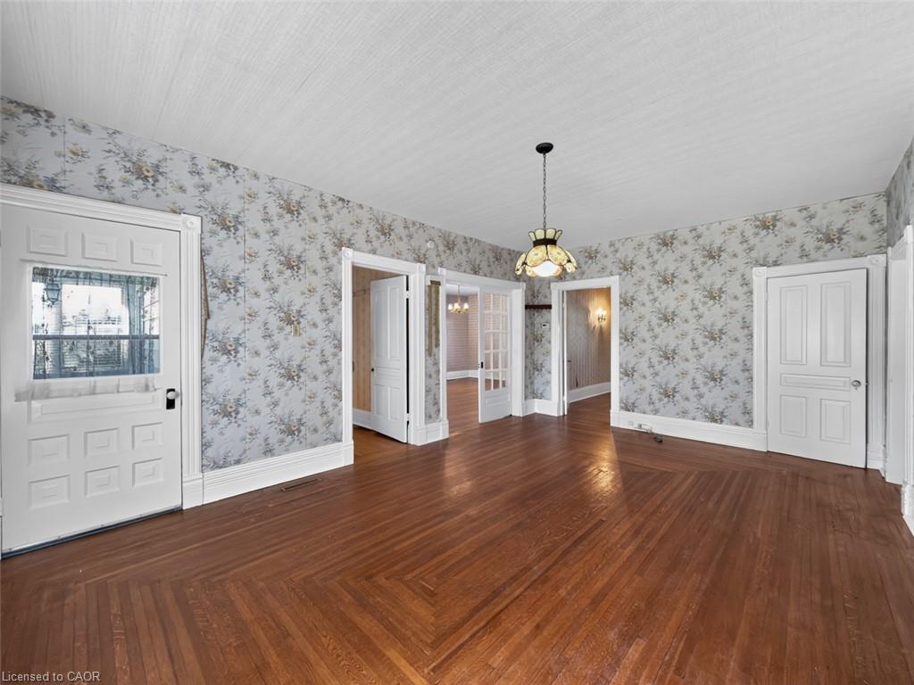 3290 Cockshutt Road Property Photo 12