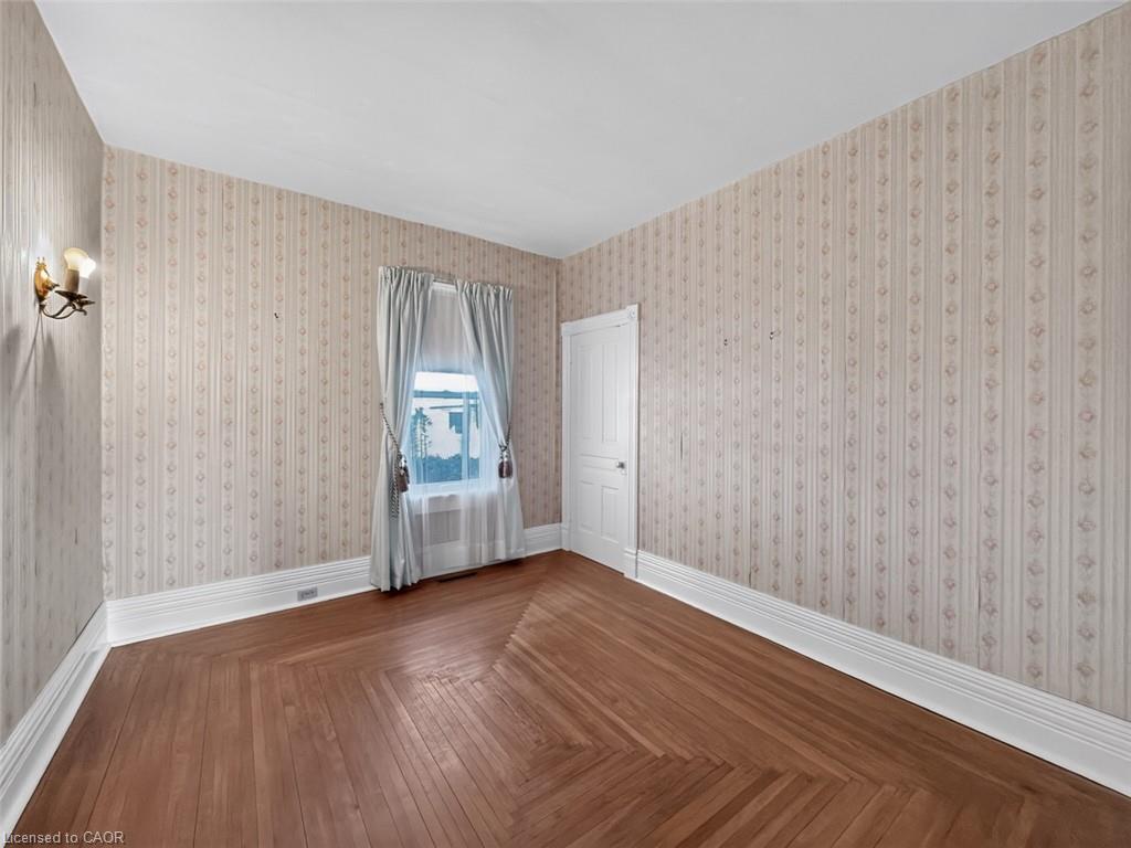 3290 Cockshutt Road Property Photo 16