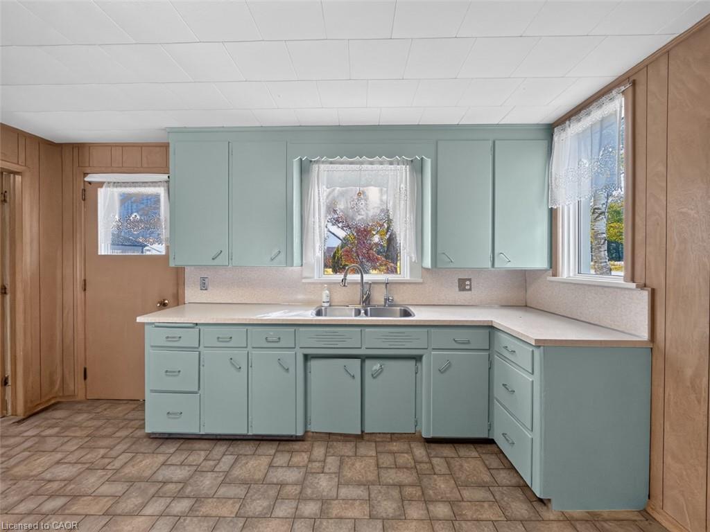 3290 Cockshutt Road Property Photo 20