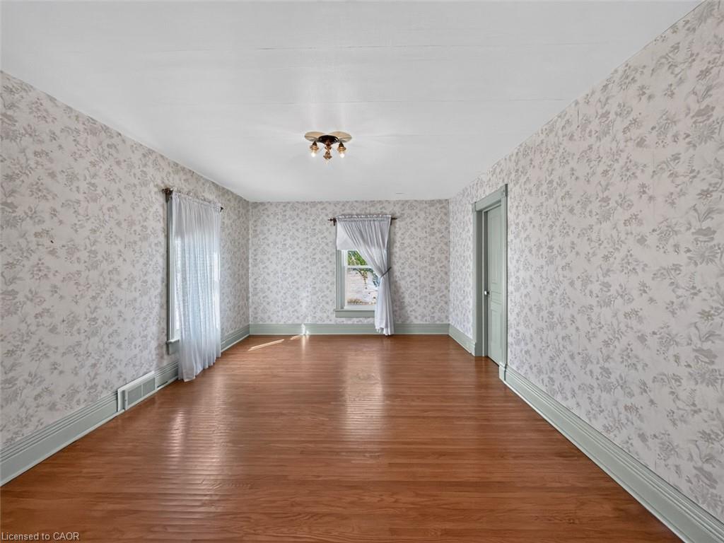 3290 Cockshutt Road Property Photo 30