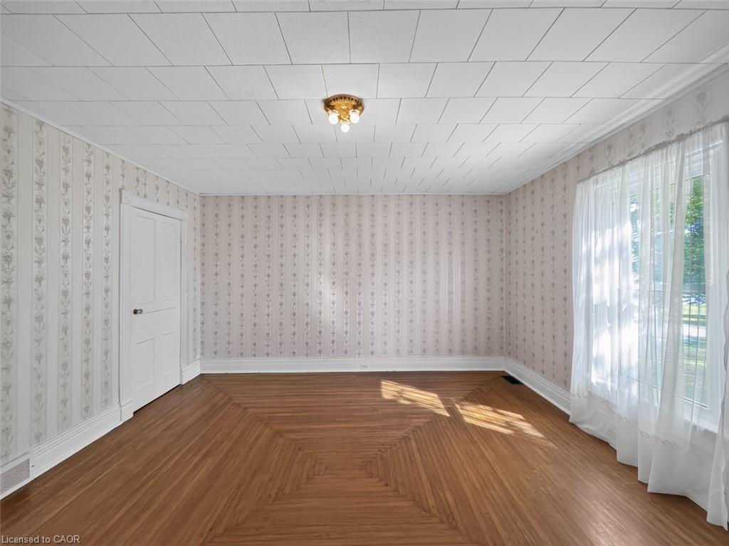 3290 Cockshutt Road Property Photo 33