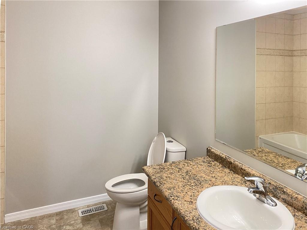 M48-7 Upper Mercer Street Property Photo 16