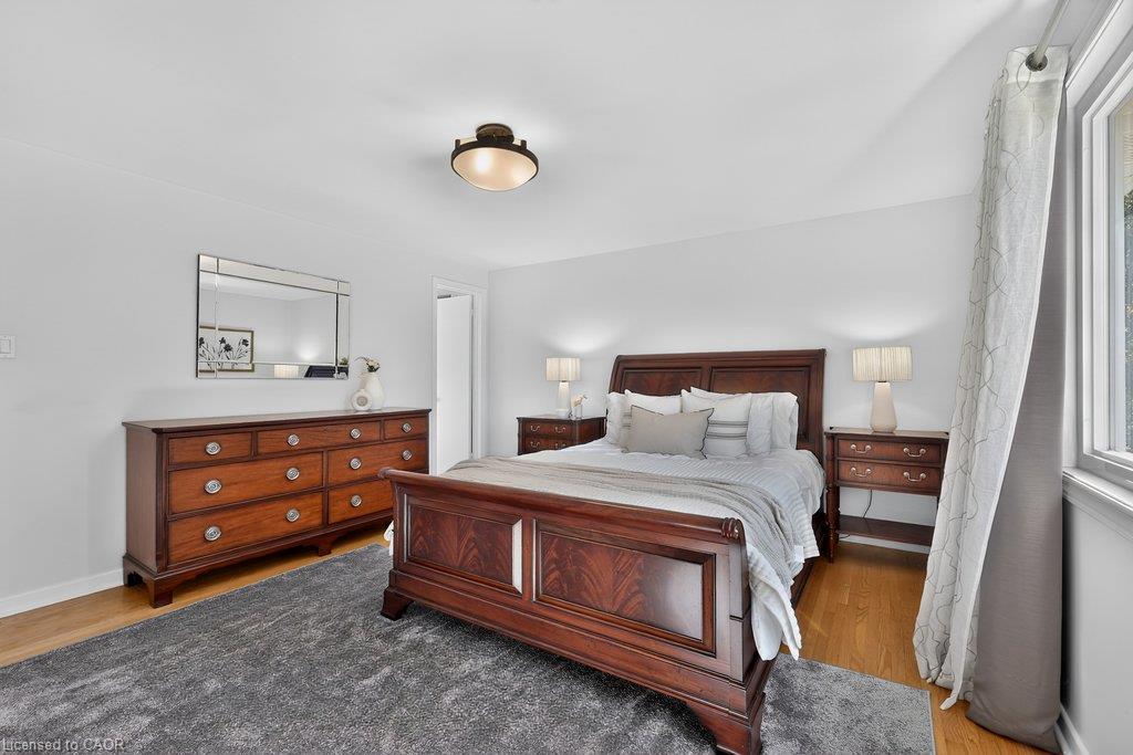 838 Saddle Crescent Property Photo 22