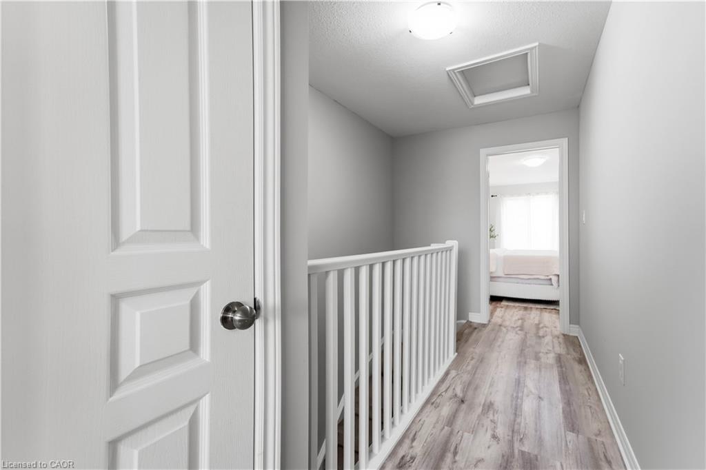5-7768 Ascot Circle Property Photo 12