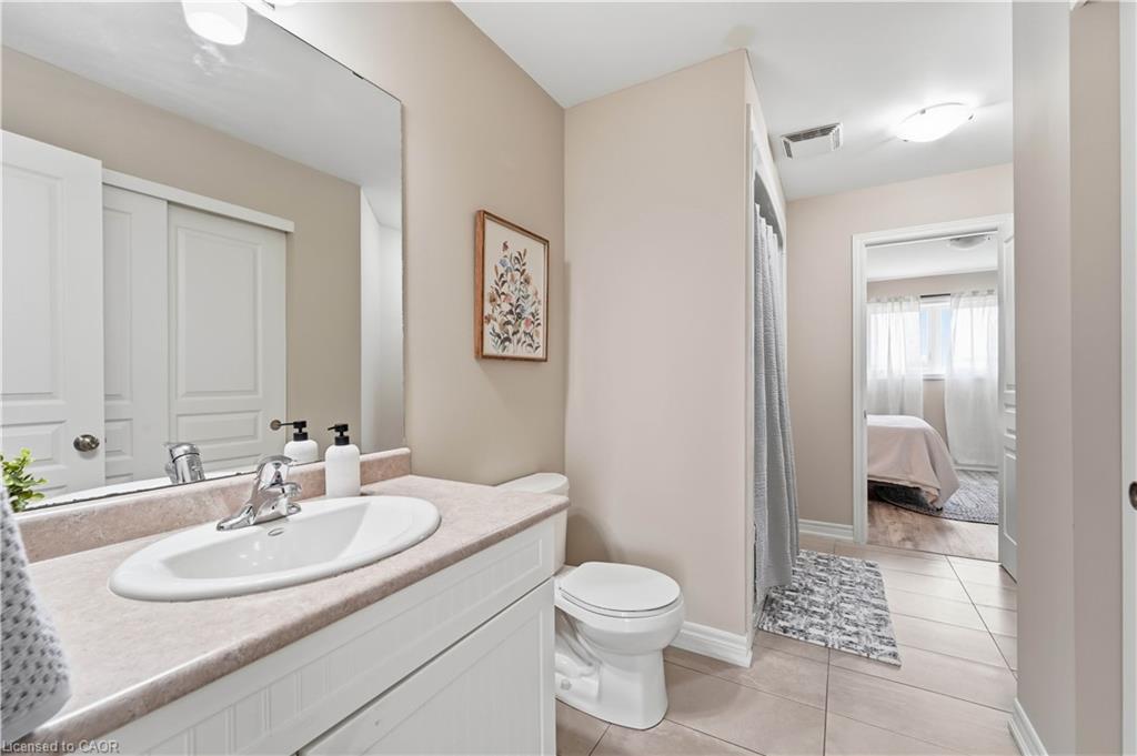 5-7768 Ascot Circle Property Photo 16