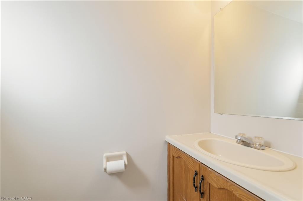 5-1475 Upper Gage Avenue Property Photo 6