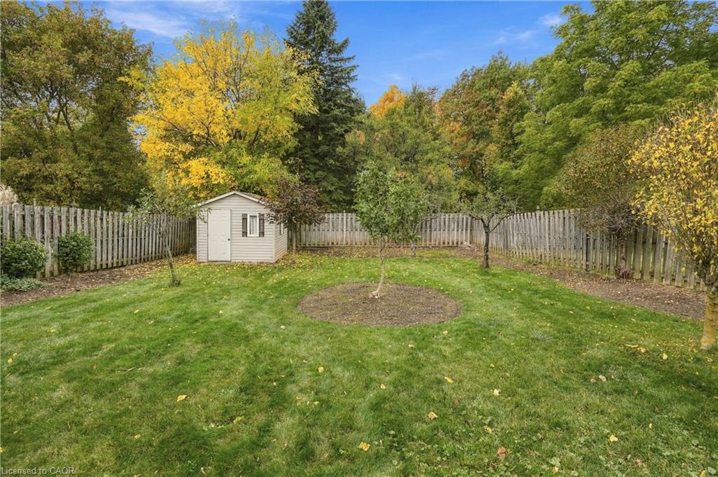 84 Larchwood Circle Property Photo 31