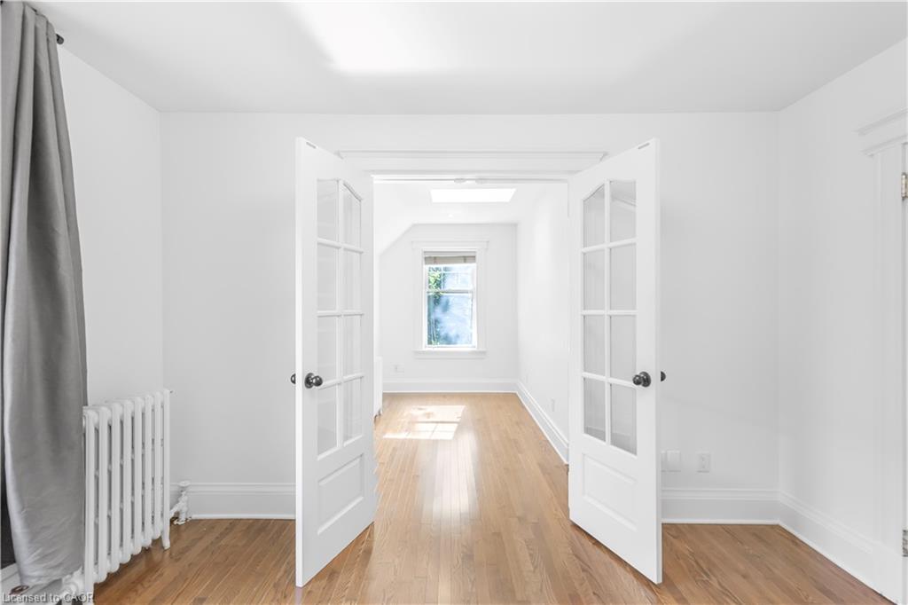 17 Gerrard Street Property Photo 23