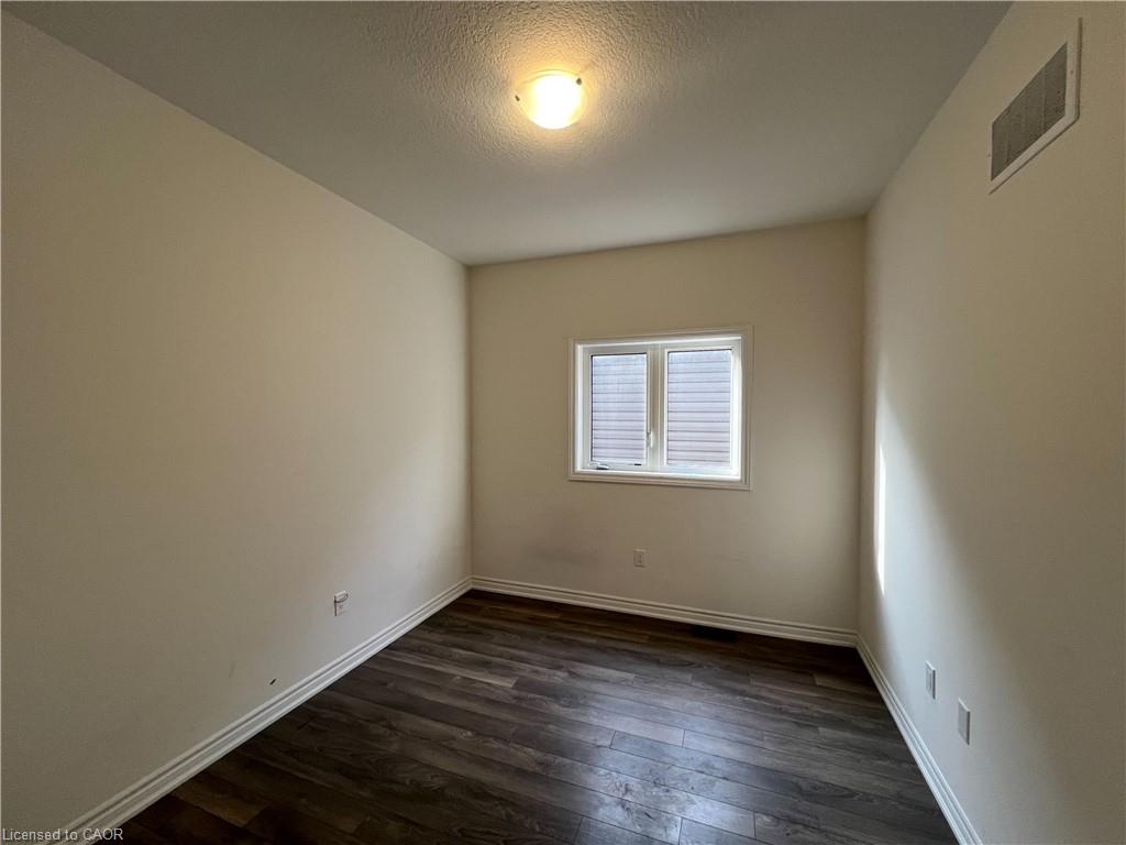 6 Tarrison Street Property Photo 12