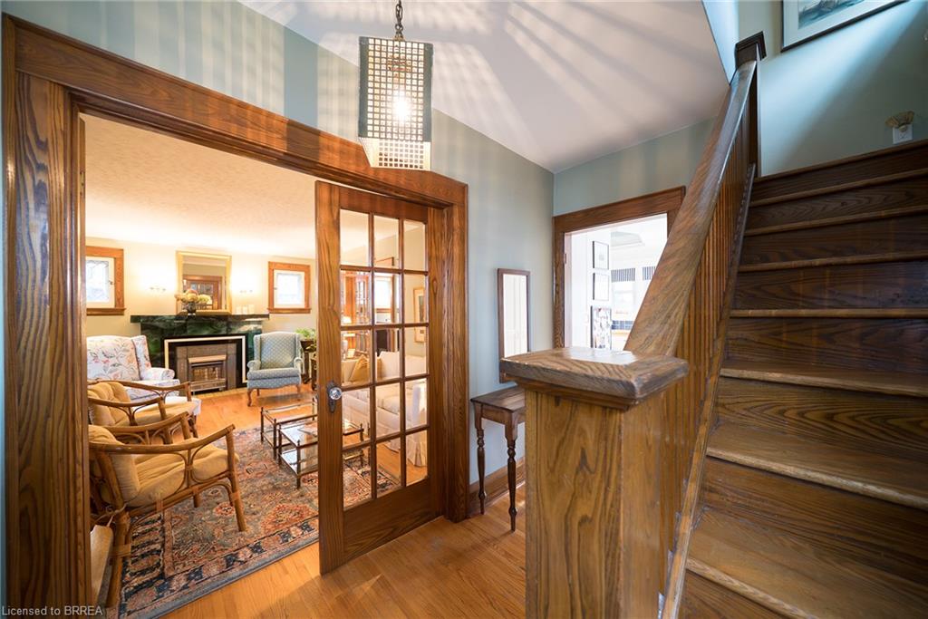 354 West Street Property Photo 4