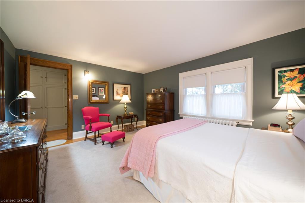 354 West Street Property Photo 24
