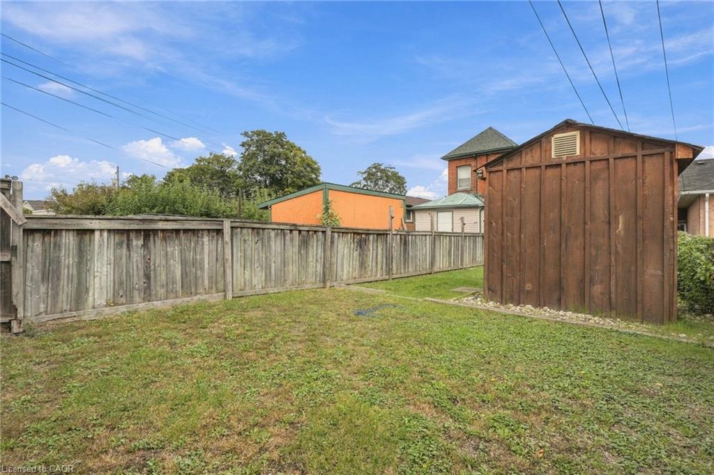 57 Tisdale Street N Property Photo 24