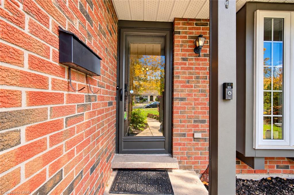 63 Winding Way Property Photo 4