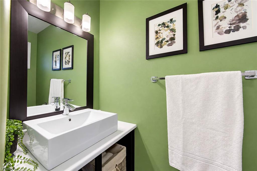 63 Winding Way Property Photo 7