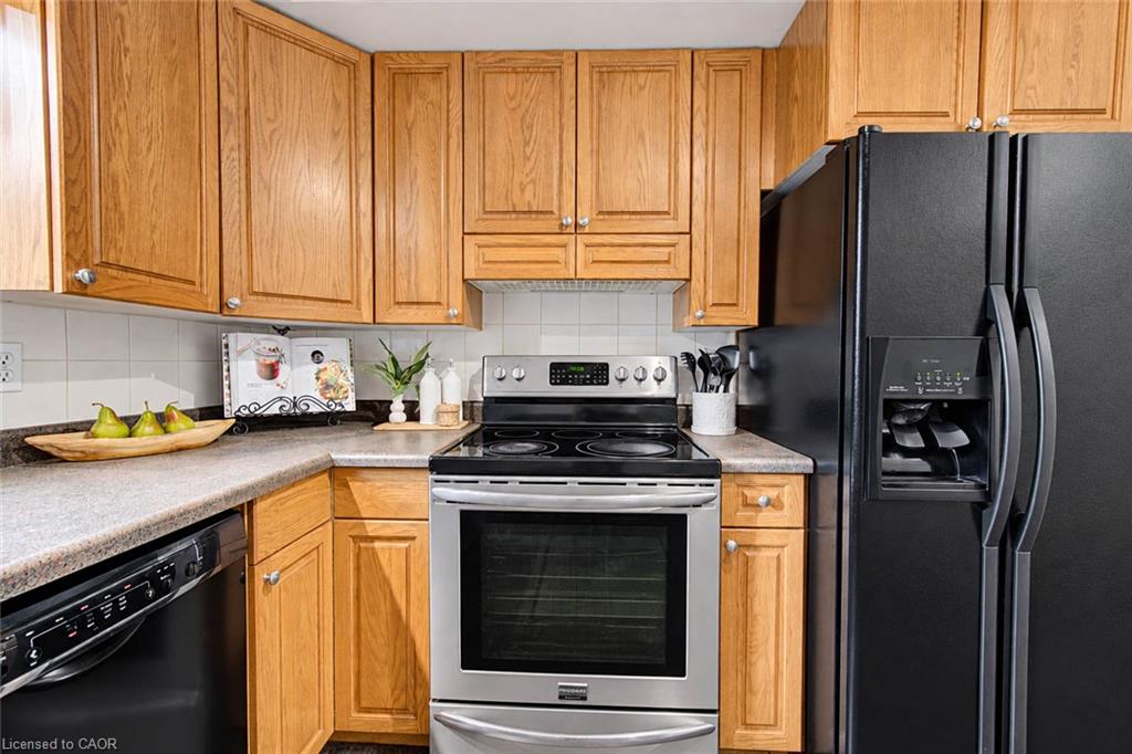 63 Winding Way Property Photo 16