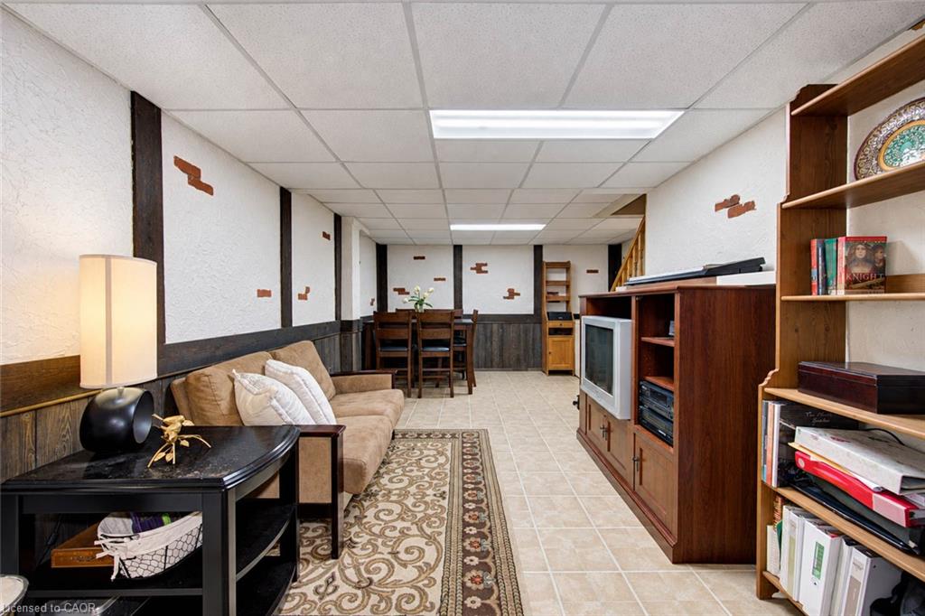 63 Winding Way Property Photo 27