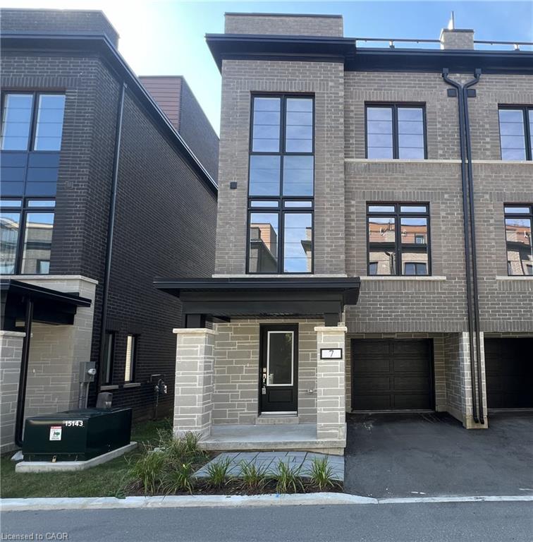 7-258 Hespeler Road Property Photo 1