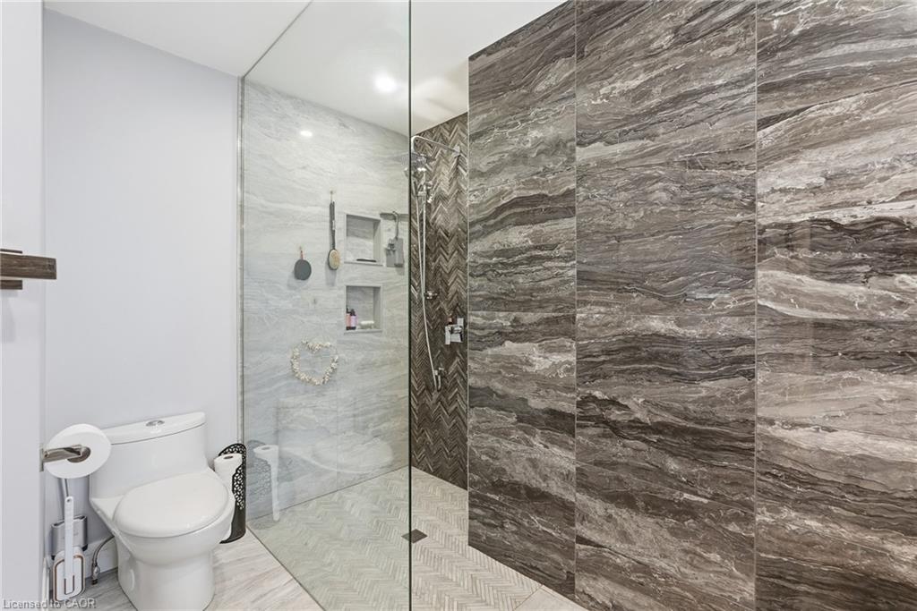 231 Parkside Drive Property Photo 22