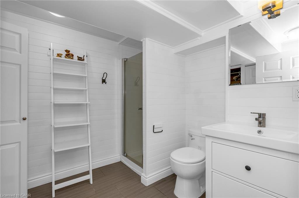 16 Glebe Court Property Photo 6